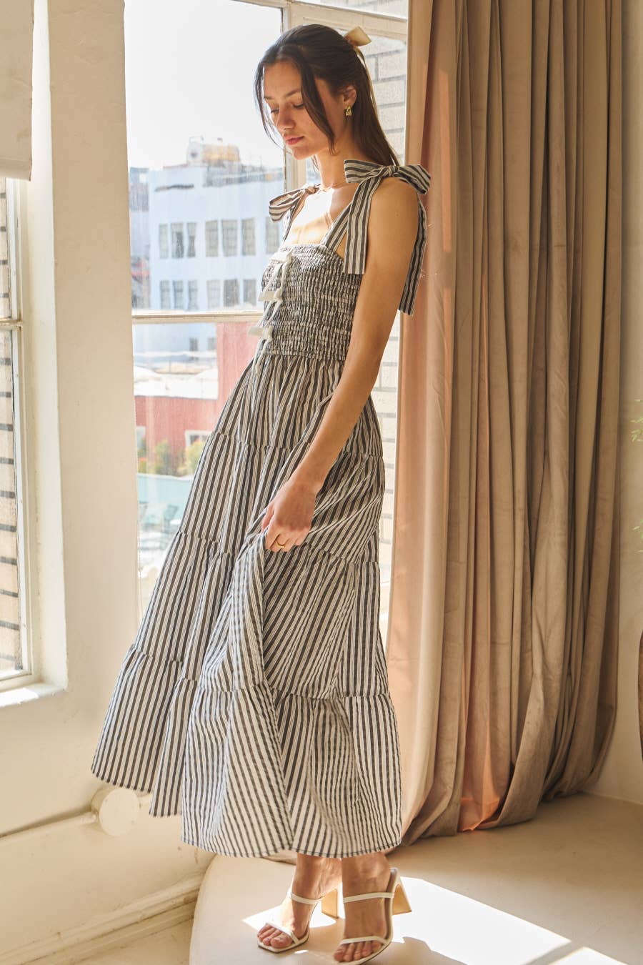Striped Sleeveless Tired Midi Dress